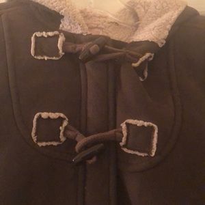 Old Navy Jackets & Coats - Girls’s Brown Soft Winter Coat Size 5T Old Navy Jackets & Coats - Girls’s Brown Soft Winter Coat Size 5T